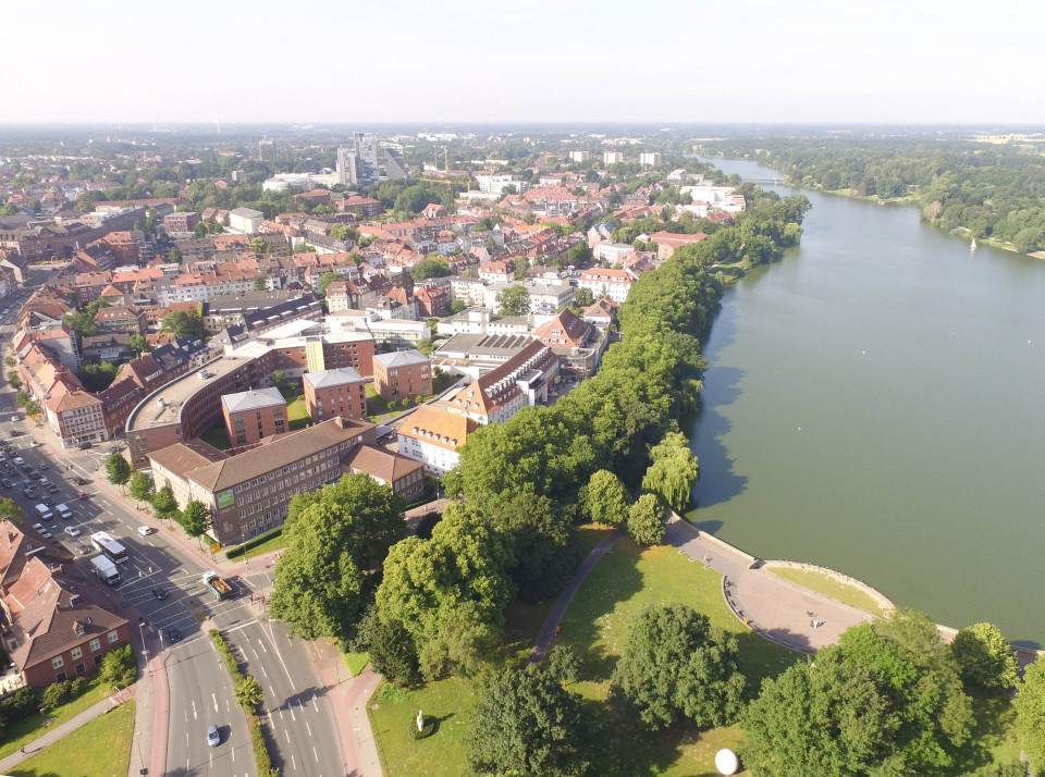Luftbild Pluggendorf-Aaseestadt